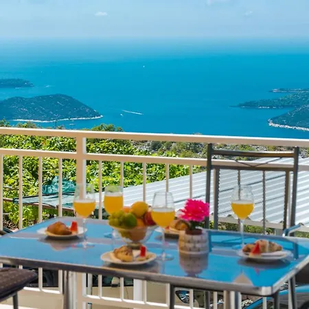 Stunning Apartment In Dubravica * Dubravica (Dubrovnik)